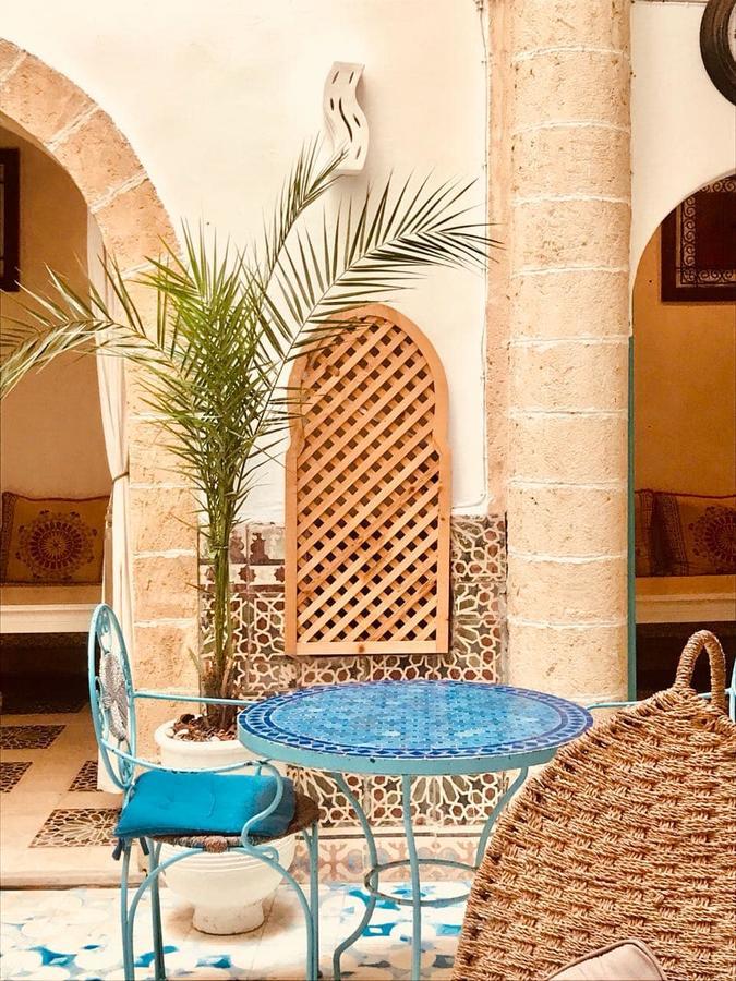 Riad Lalla Zina Εσαουίρα Εξωτερικό φωτογραφία
