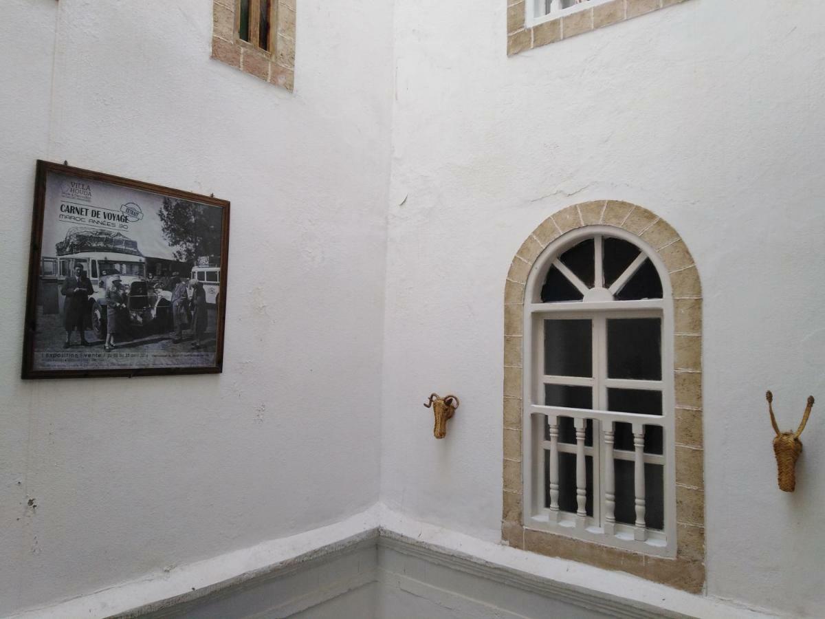Riad Lalla Zina Εσαουίρα Εξωτερικό φωτογραφία